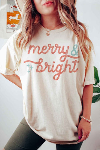 MERRY AND BRIGHT CHRISTMAS GRAPHIC T-SHIRT