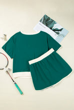 Evergreen Plus Size Contrast Trim T Shirt and Skort Two Piece Set