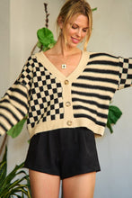 Contrast pattern sweater cardigan JJK5019