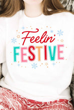 FEELIN FESTIVE CHRISTMAS GRAPHIC SWEATSHIRT