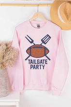 TAILGATE PARTY GRAPHIC SWEATSHIRT