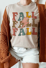 PLAID FALL LIGHTNING GRAPHIC TEE