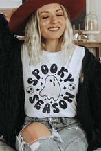 SPOOKY SEASON GRAPHIC TEE