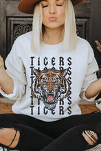 TIGERS GRAPHIC SWEATSHIRT