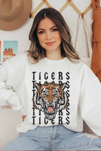 TIGERS GRAPHIC SWEATSHIRT