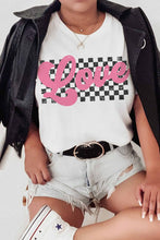 RETRO LOVE CHECKER GRAPHIC TEE