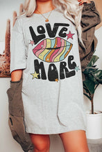LOVE MORE GROOVY GRAPHIC TEE