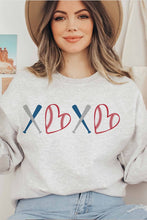 XOXO GRAPHIC SWEATSHIRT