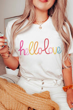 HELLO LOVE GRAPHIC TEE