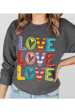 Love  SWEATSHIRT